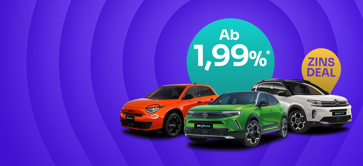 Eine Ansammlung von Gebrauchtwagen der Marken Fiat, Opel und Citroën. Dahinter zwei Störer mit den Worten "Zins Deal" und "ab 1,99%*"
